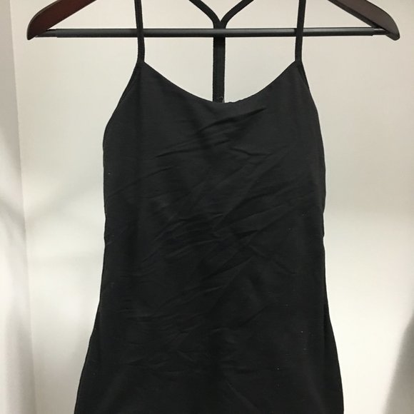 LULULEMON 🍋 Power Pose Tank Sz. 4 - Black / Light A/B Cups - Picture 7 of 10